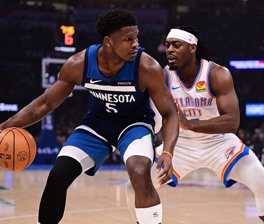 Nguy cơ mất trắng các giải thưởng cá nhân danh giá của Anthony Edwards vì chấn thương