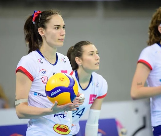 Budowlani lội ngược dòng ngoạn mục, Chemik gục ngã sau 5 set kịch tính