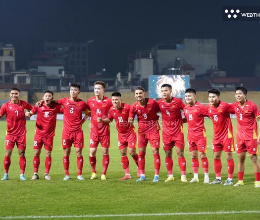 Hoàng Hên – Xuân Son không ghi bàn, tuyển Việt Nam vẫn thắng đậm