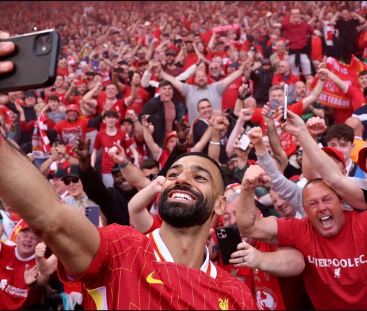 Ngoại hạng Anh: "Bong bóng" tài chính trước nguy cơ đổ vỡ