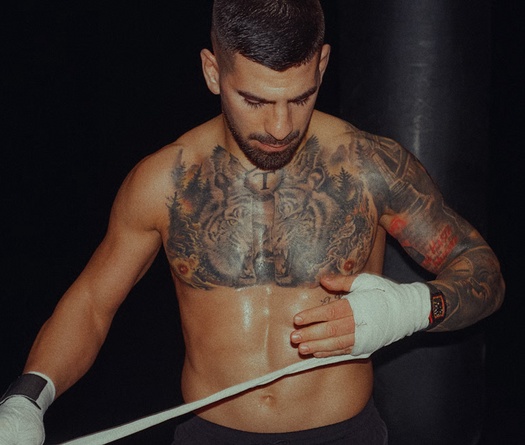 Vì sao bản hợp đồng Richard Mille của Topuria lại khiến O'Malley ghen tị?