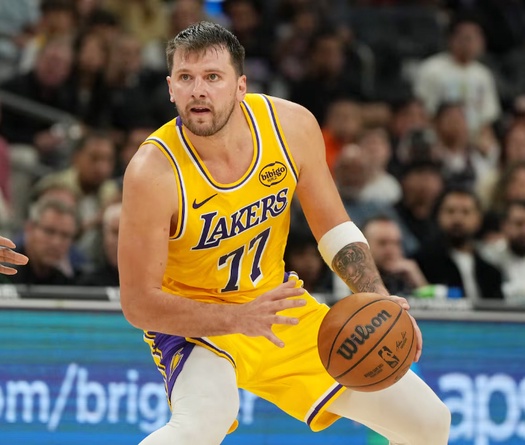 Nỗi nhớ con gái và liệu pháp y tế đặc biệt: Giải mã chuyến đi châu Âu của Luka Doncic