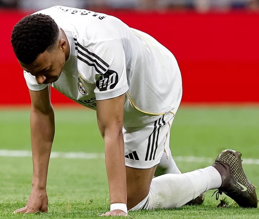 Mbappe đang dần "biến mất" cùng Real Madrid như thế nào?