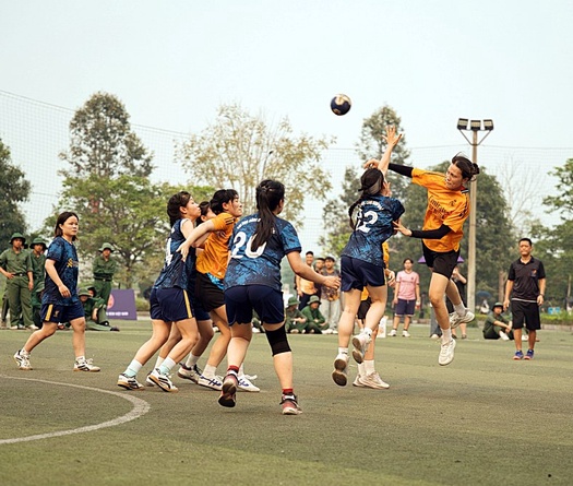 Từ giải bóng ném sinh viên Hà Nội đến chuyện xây chân đế cho nền kinh tế thể thao Việt Nam