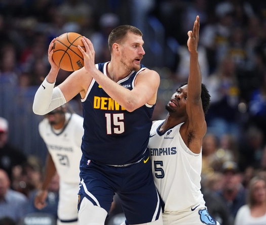 Vượt mặt Wilt Chamberlain, Nikola Jokic đi vào lịch sử với kỷ lục chưa từng có tại NBA