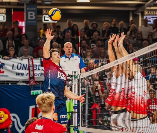 Piacenza thắng thuyết phục trên sân khách, tiến gần chức vô địch CEV Cup