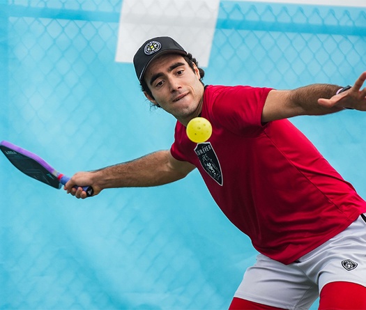 Dink tấn công hay phòng thủ? Chìa khóa kiểm soát rally trong pickleball