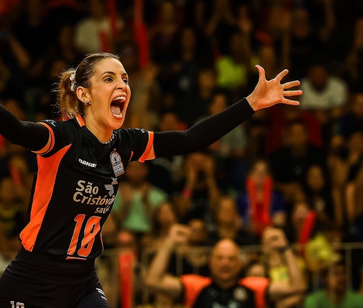 Libero huyền thoại bóng chuyền Brazil giải nghệ ở tuổi 37