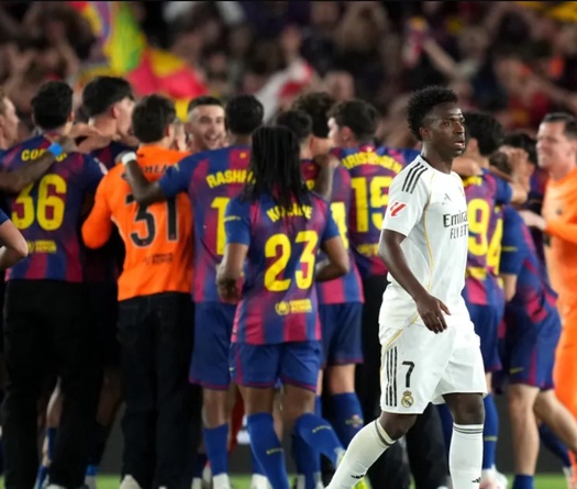 Barcelona kiếm được nhiều hơn Real Madrid bao nhiêu tiền dựa trên thứ hạng chung cuộc?