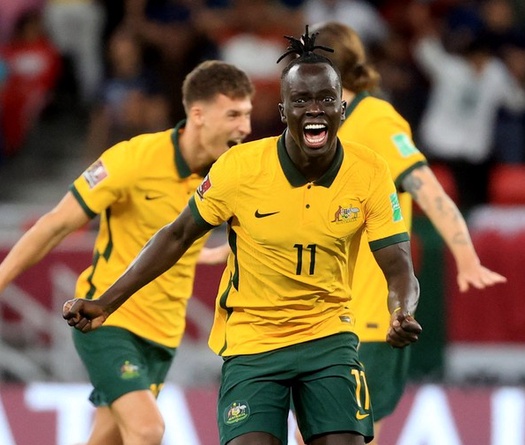 Ba ngôi sao Australia vượt nghịch cảnh từ trại tị nạn đến sân khấu World Cup