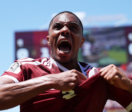 Bàn thắng phút bù giờ giúp Qatar có điểm số lịch sử tại World Cup