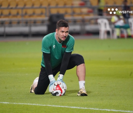 Vừa vô địch V.League, Nguyễn Filip vẫn không được gọi lên tuyển Việt Nam