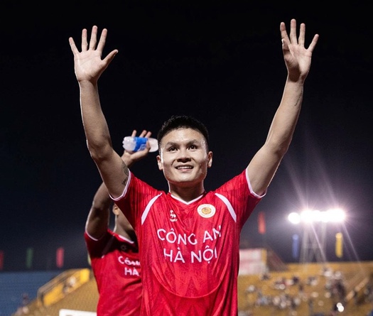 Quang Hải giành danh hiệu Cầu thủ xuất sắc nhất V.League 2025/26