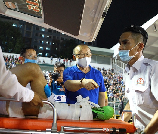 Ông Park xoay sở thế nào khi thiếu vắng Đỗ Hùng Dũng?