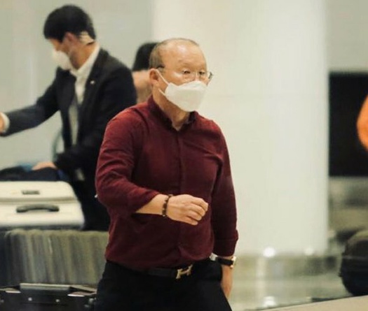 HLV Park Hang Seo trở lại Việt Nam, sẵn sàng cho vòng loại World Cup 2022