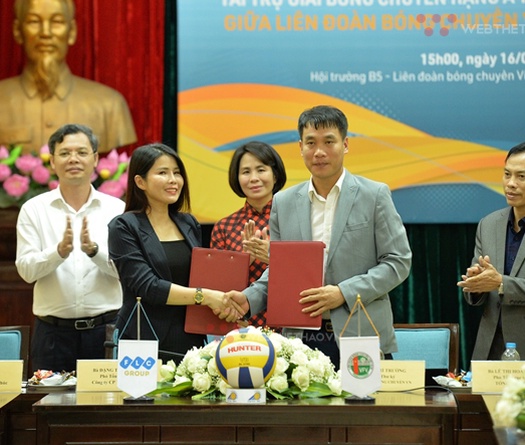 Bao phủ làng bóng chuyền: FLC tài trợ thêm giải hạng A năm 2021