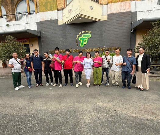 Hội Golf Doanh Nhân Sài Gòn 'tiếp lửa' cho tinh thần thép của  vận động viên khuyết tật TP.HCM