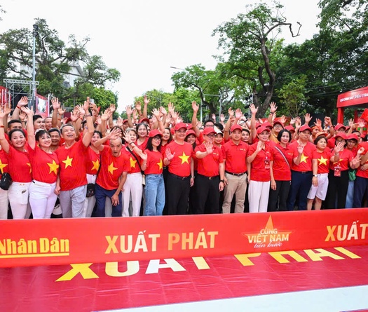 “Cùng Việt Nam tiến bước” - Dấu ấn thể thao cộng đồng chưa từng có tiền lệ