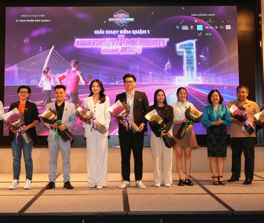 Giải chạy đêm District 1 Midnight Run 2024 "Sắc màu đêm" kết nối thể thao, du lịch và phát triển kinh tế đêm