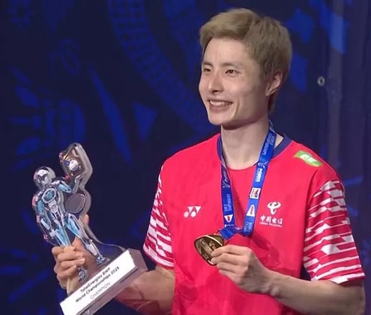 Số 1 đơn nam Shi Yuqi lần đầu vô địch cầu lông thế giới