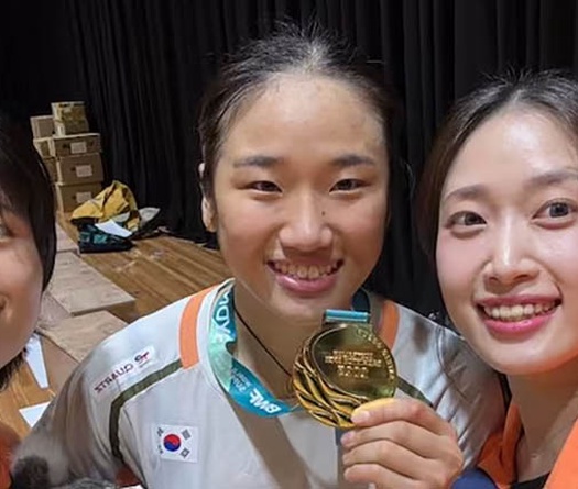 An Se-young chỉ còn 1 bước để lập kỷ lục 11 danh hiệu cầu lông trong năm tại World Tour Finals