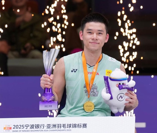 Kunlavut Vitidsarn lại ghi danh vào lịch sử Cầu lông Thái Lan tại giải Vô địch châu Á 2025