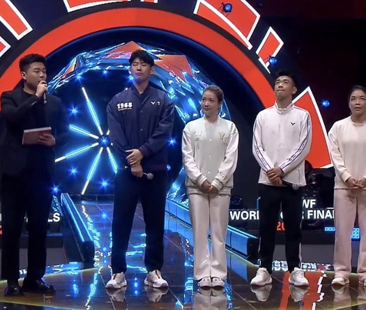 Lễ chia tay đẫm nước mắt của Zheng Siwei, Huang Yaqiong và những huyền thoại cầu lông Trung Quốc