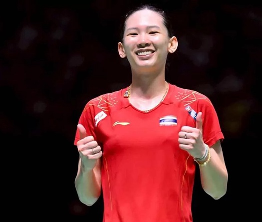 Ngôi sao cầu lông Pornpawee trở lại đội tuyển SEA Games sau cuộc họp với Phó Thủ tướng Thái Lan