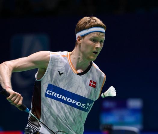 Anders Antonsen vào bán kết giải cầu lông Malaysia Open gặp số 1 thế giới Shi Yu Qi