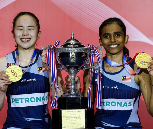 Pearly Tan / Thinaah Muralitharan lập dấu ấn lịch sử cho Cầu lông Malaysia tại Thailand Open 2025