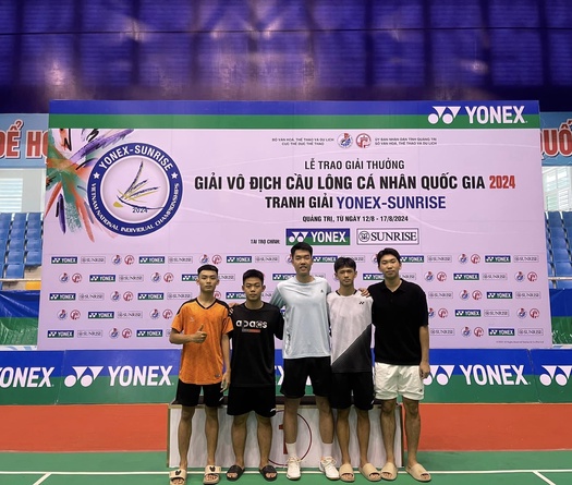 Lê Đức Phát có đáng bị ghét do thắng huyền thoại cầu lông Nguyễn Tiến Minh?