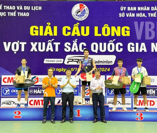 Giải cầu lông các cây vợt xuất sắc quốc gia năm 2024: Lê Đức Phát thắng Nguyễn Tiến Minh ở chung kết đơn nam
