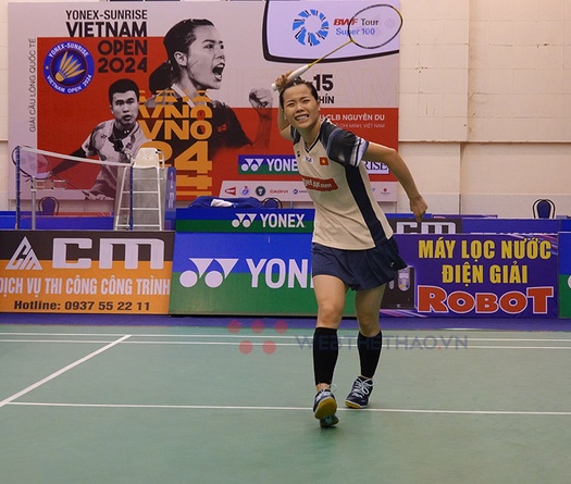 Đương kim vô địch Nguyễn Thùy Linh xuất sắc vào chung kết đơn nữ giải cầu lông Việt Nam mở rộng 2024