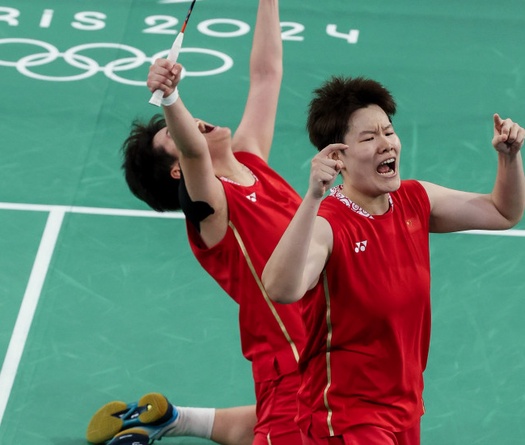 Đôi nữ trẻ cầu lông Trung Quốc vào chung kết Olympic Paris 2024 sau khi hạ những người đẹp Nhật Bản