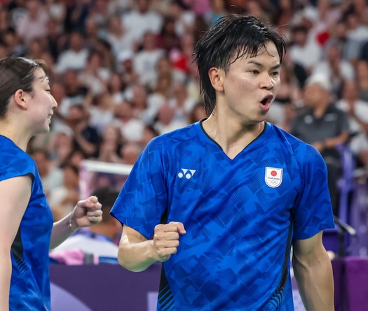 Watanabe / Higashino giáng đòn tàn khốc vào đôi nam nữ cầu lông Thái Lan ở tứ kết Olympic Paris 2024