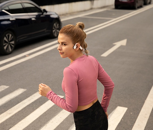 Tai nghe truyền âm thanh qua xương - công nghệ tối ưu cho tín đồ thể thao