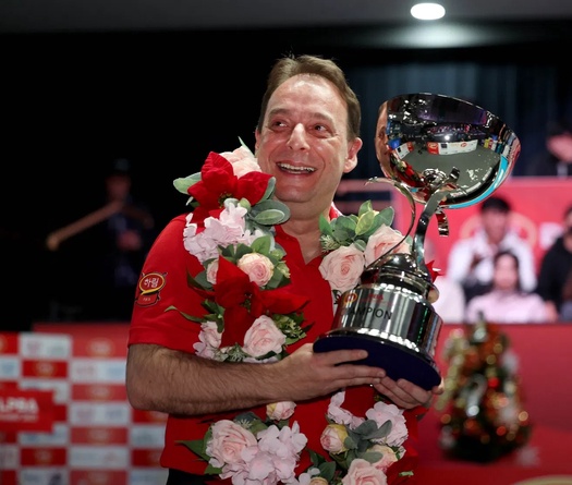 Lão tướng billiards Tây Ban Nha Dani Sánchez 2 lần vô địch PBA chỉ trong 1 tháng, còn các cơ thủ Việt?