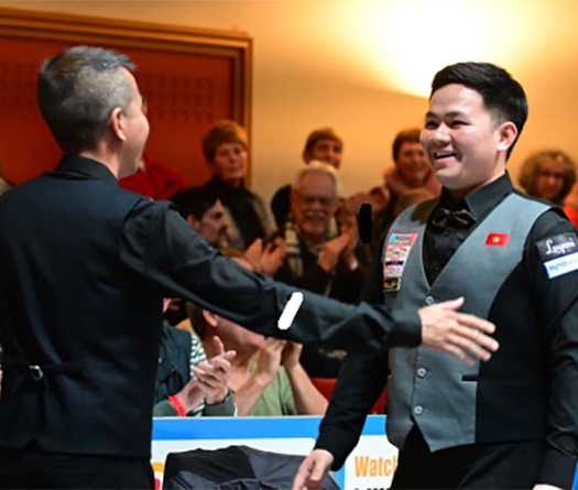 Bao Phương Vinh và Trần Quyết Chiến lần đầu vô địch Giải billiards carom 3 băng đồng đội thế giới