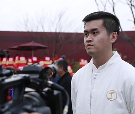 Kỳ thủ cờ tướng số 1 Trung Quốc Vương Thiên Nhất bị công an điều tra?