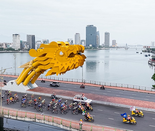 Kergozou rút thắng chặng 11 Cuộc đua xe đạp tranh Cúp Truyền hình TP.HCM 2025