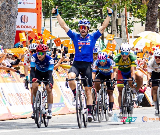 Kergozou lần thứ 8 về nhất tại chặng 21 Cuộc đua xe đạp tranh Cúp Truyền hình TP.HCM 2025