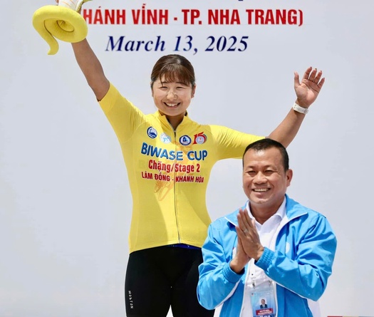 Kusuga Watabe tạm giữ 3 chiếc áo ở chặng 2 Giải xe đạp nữ quốc tế Bình Dương - Biwase Cup 2025