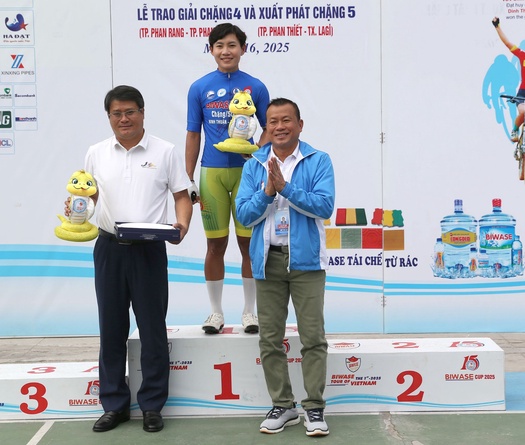 Nguyễn Thị Thật thắng chặng 5, củng cố Áo Xanh của Giải xe đạp nữ quốc tế Bình Dương - Biwase Cup 2025