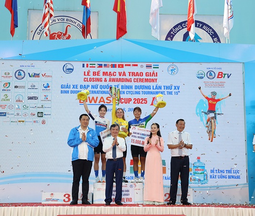Nguyễn Thị Thật đoạt Áo Xanh, Natalia Frolova giành Áo Vàng của Giải xe đạp nữ quốc tế Bình Dương - Biwase Cup 2025