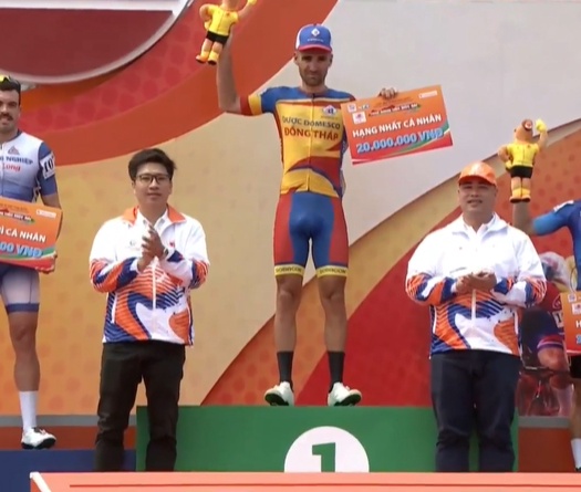 Loic Desriac thắng chặng mở màn cuộc đua xe đạp tranh Cúp Truyền hình TP.HCM - Tôn Đông Á 2025