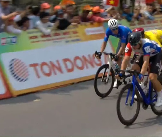 Lê Nguyệt Minh quá xui, Rikunov đoạt lại Áo Vàng Cuộc đua xe đạp Cúp Truyền hình TPHCM 2024