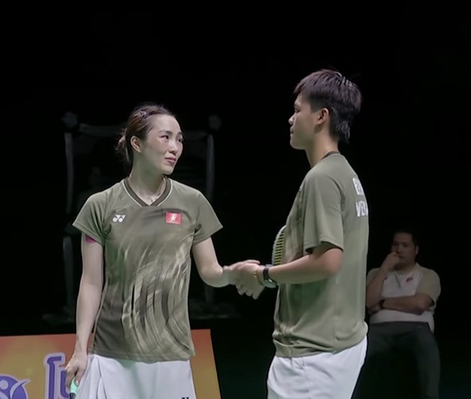 Đôi nữ Bùi Bích Phương / Vũ Thị Trang đoạt huy chương đồng SEA Games 33 cho Cầu lông Việt Nam