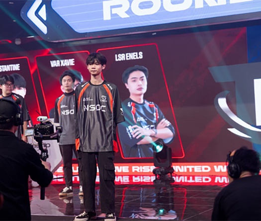 Từ “thi vui cho biết” đến chức Vô địch Đấu Trường Chân Lý tại NSOC 2025