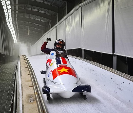 Trượt băng lòng máng: Trần Thị Đoan Trang, đại diện Việt Nam đầu tiên dự Olympic Mùa đông?