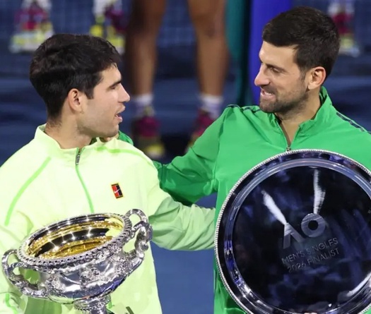 Novak Djokovic đánh giá Carlos Alcaraz 22 tuổi đã là 'huyền thoại quần vợt'